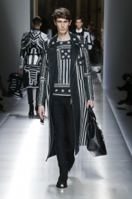 Look 77