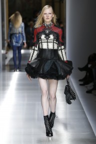 Look 30