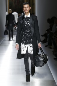 Look 25