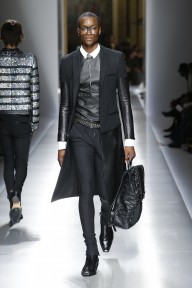 Look 15