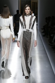 Look 12