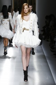 Look 10