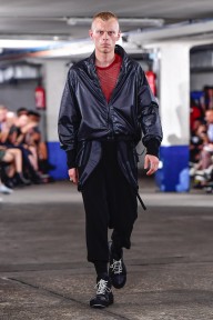 Look 12