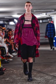 Look 18